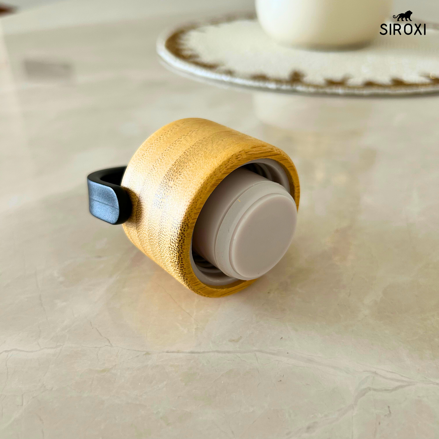 SIROXI Vacuum Insulated Stainless Steel Water Bottle 500 ml – Hot & Cold Flask with Leakproof Bamboo Lid Handle for Office, Gym & Travel (5 Colours)