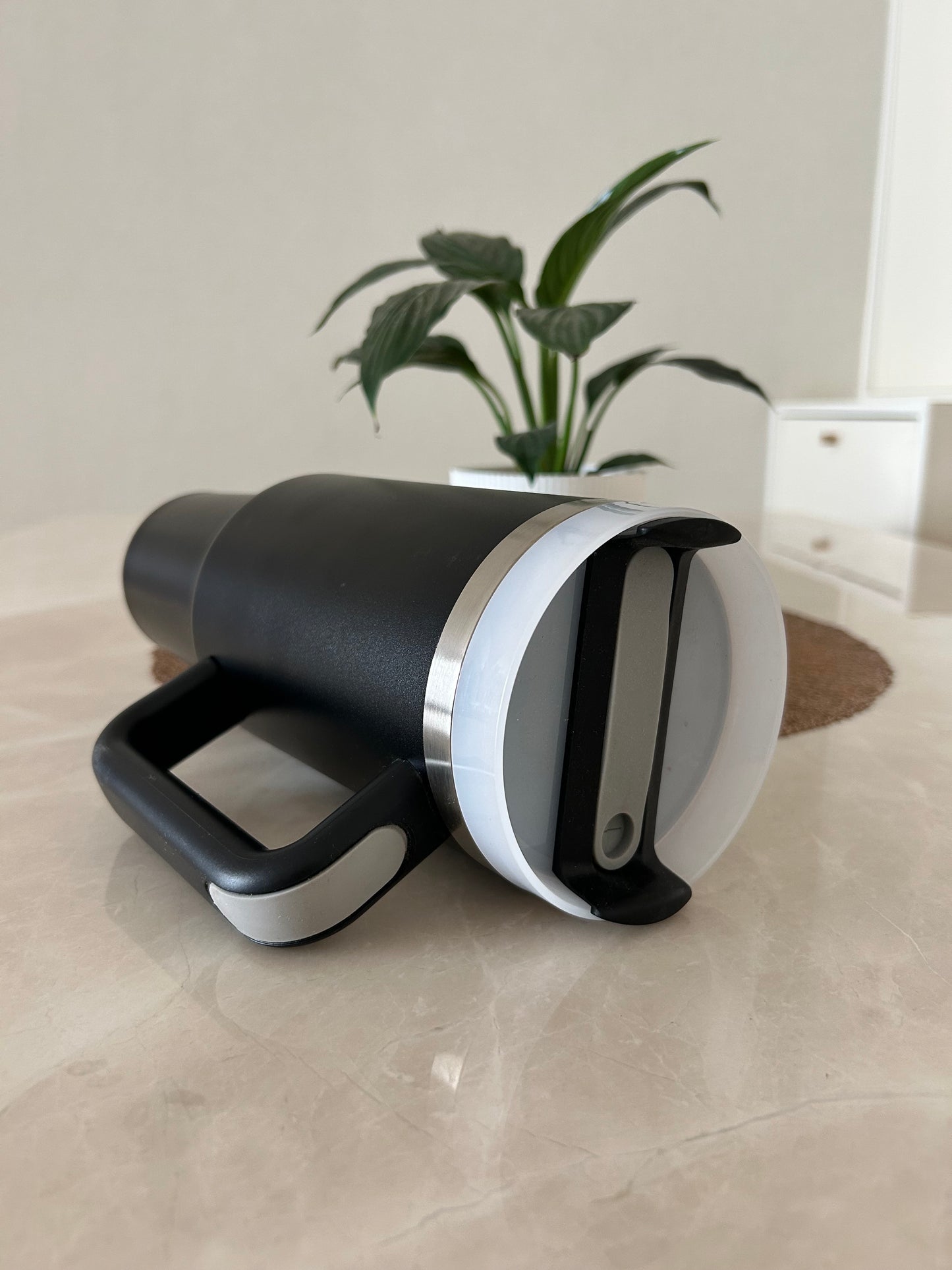 1200 ml Stainless Steel Travel Mug with Handle – Large Capacity Insulated Cup with Sliding Lid for Coffee, Tea & Water (Black, Off White, Pastel Pink)