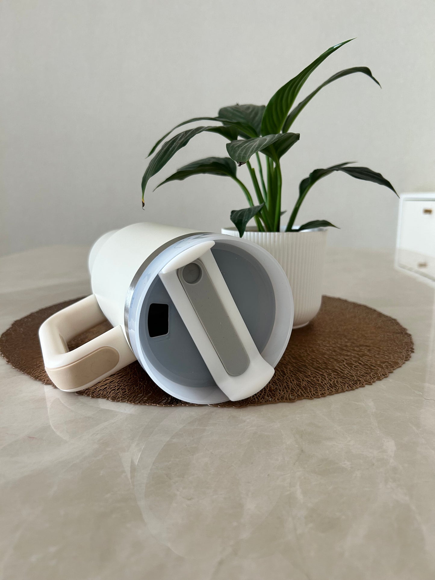 1200 ml Stainless Steel Travel Mug with Handle – Large Capacity Insulated Cup with Sliding Lid for Coffee, Tea & Water (Black, Off White, Pastel Pink)