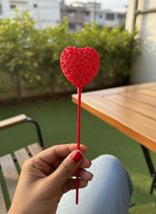 3D Printed Lattice Heart Cake Topper Stick – Red, 19 cm Tall, 6 cm Heart Width, Reusable Decoration for Cakes, Bouquets, Plants, Parties & Anniversaries